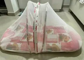 BABYHUG Bedding Set with Mosquito Net